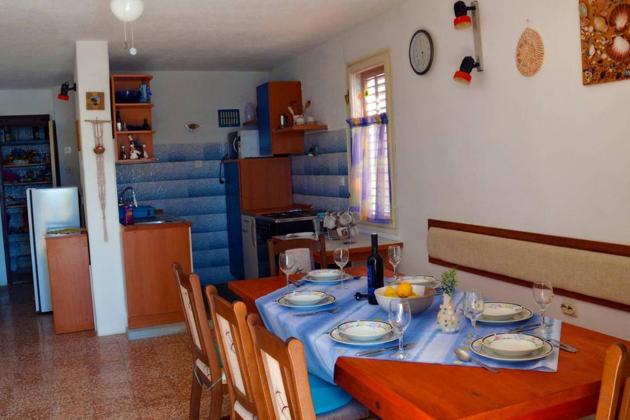 Holiday House Maretta - Apartment No 1 Lukovo Sugarje Exterior photo